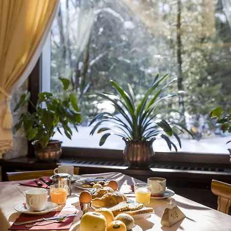 Vallecetta Szálloda 3*