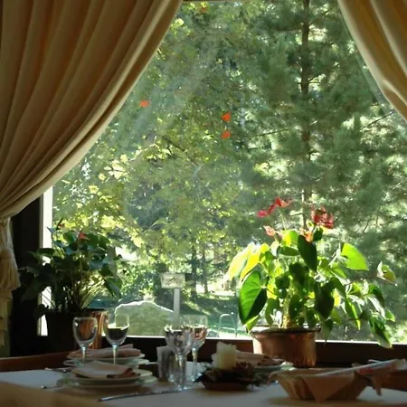 Vallecetta Szálloda 3*